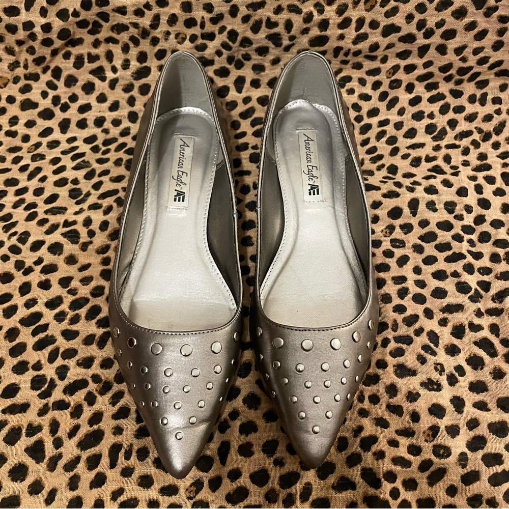 American Eagle Pewter flats with silvertone studs